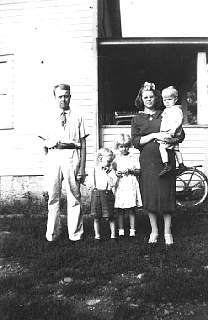 trempers-arnold -tom-ethel-clara-georgiw-1940s.jpg